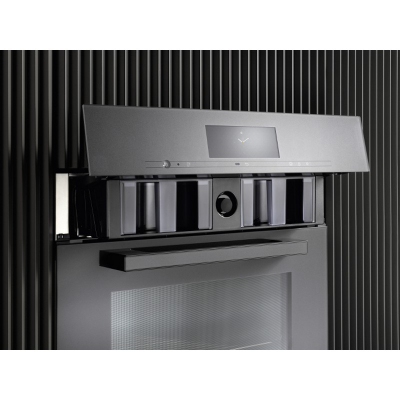 Встраиваемый духовой шкаф с функцией добавления пара Miele DGC 7860 HC Pro OBSW