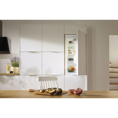 Холодильник / морозильна камера Gorenje NRKI4182E1