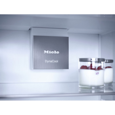 Холодильно-морозильная комбинация Miele KFN 4795 CD bb