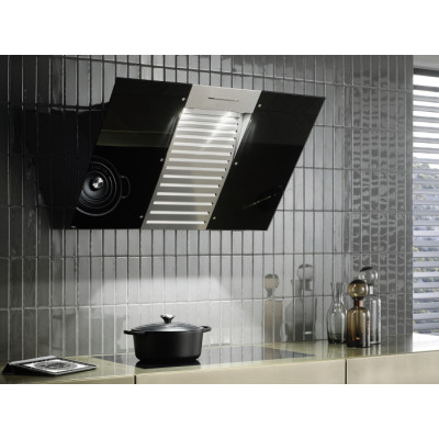 Вытяжка декоративная настенная Miele DA 6096 W чорний обсидіан