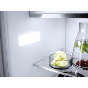 Встраиваемый холодильник с морозильником Miele KF 7731 D