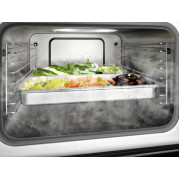 Компактный духовой шкаф с функцией пароварки и микроволновым режимом Miele DGM 7440 CLST