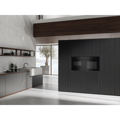 Компактный духовой шкаф с функцией пароварки и микроволновым режимом Miele DGM 7440 OBSW Компактный духовой шкаф с функцией пароварки и микроволновым режимом Miele DGM 7440 OBSW