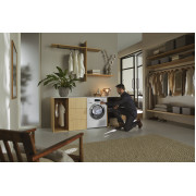 Сушильна машина з тепловим насосом Miele TEF 765 WP