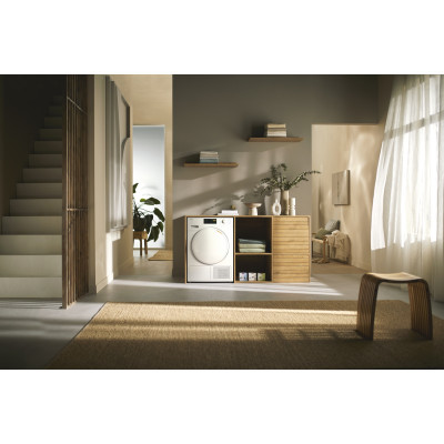 Сушильна машина з тепловим насосом Miele TSC 364 WP