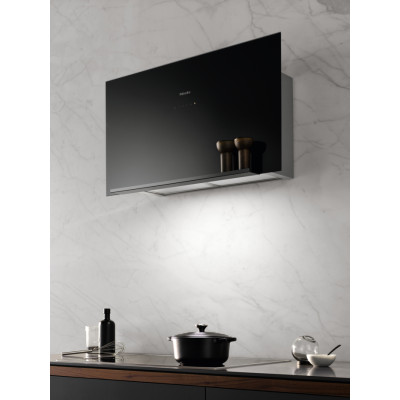 Вытяжка декоративная настенная Miele DA 9091 OBSW