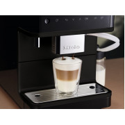 Соло кавомашина CM 6160 чорна