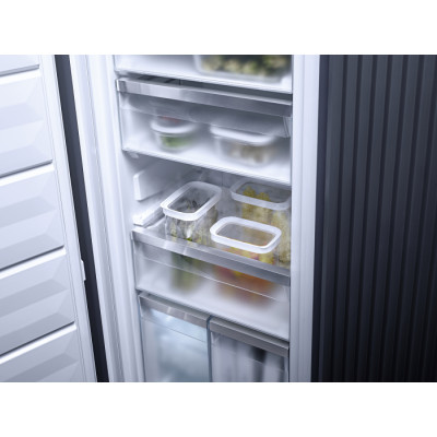 Вбудовуваний морозильник з ActiveDoor, IceMaker Miele FNS 7794 D L