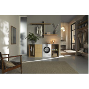 Сушильна машина з тепловим насосом Miele TSF 763 WP