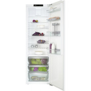 Встраиваемые холодильники Miele K 7793 C