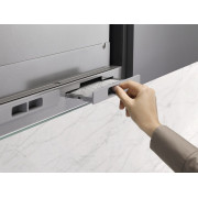 Вбудована витяжка з пласкою висувною панеллю Miele DAS 4640